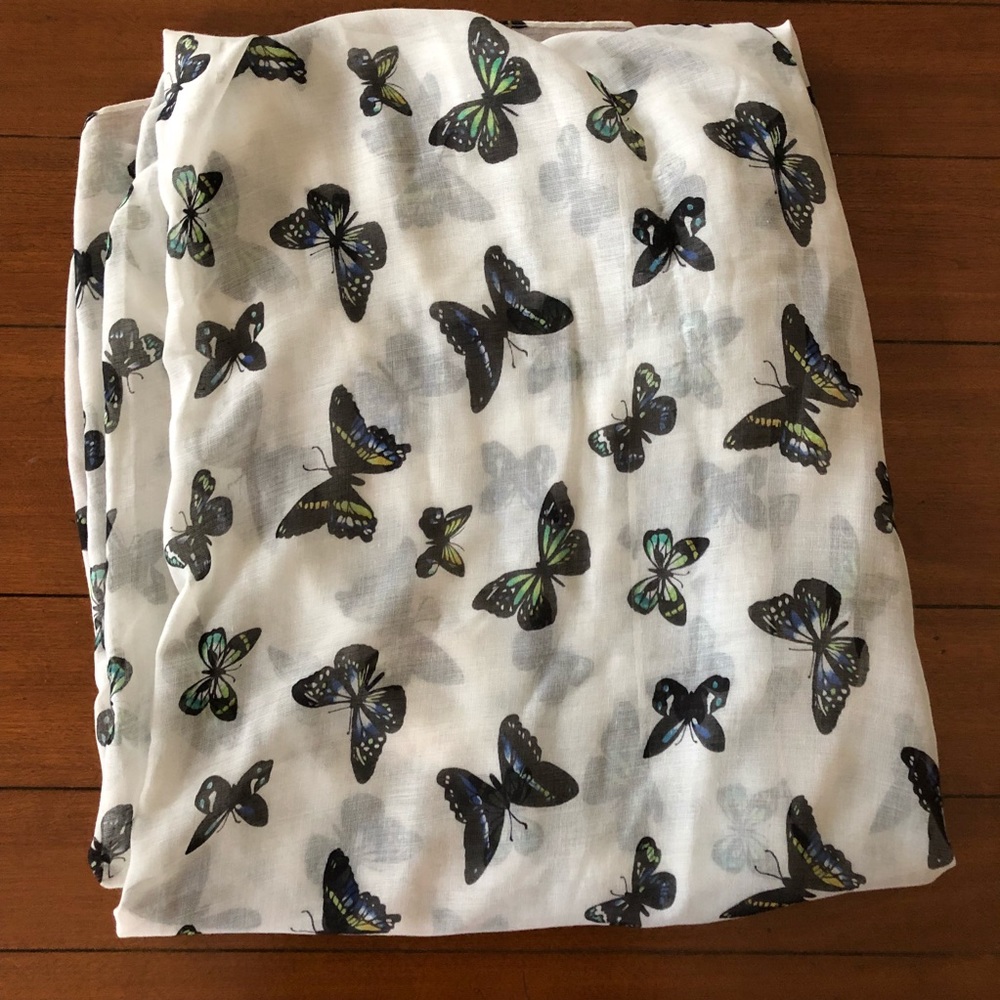 Scarf - Picture 2 of 2